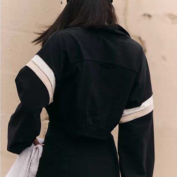 FP Movement by Free People For the Win Set Crop Pullover Black NWT - Picture 3 of 8